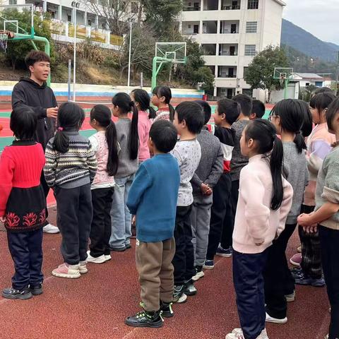 骨干示范展风采，同研互学共提升——体育与健康学科教研员工作室送教至大源小学活动