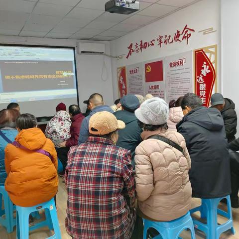 春日绽放·共庆三八——东关南街街道卧龙社区开展家庭教育讲座及义务剪发活动