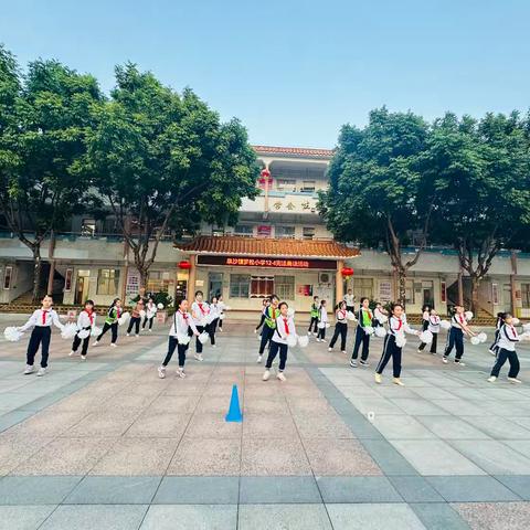 罗松小学校运会筹备纪实：师生协力，共待盛会开幕