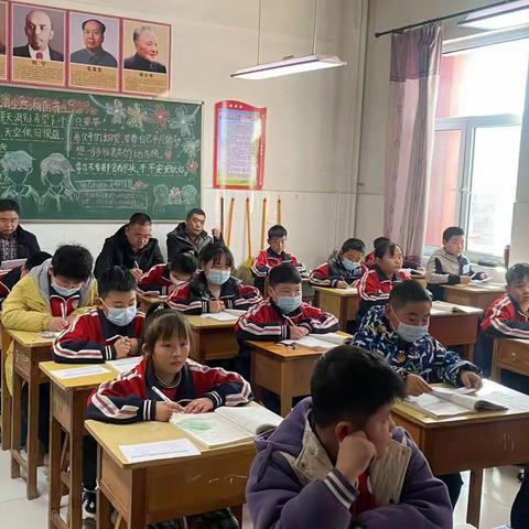 视以促教，导以优学————付家佐镇中心总校领导莅临北石宝完小进行推门听课视导工作