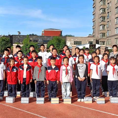 “希望守护健康•哈药伴我成长”