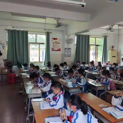 教无涯 研不止 ——育才学校小数组教研活动