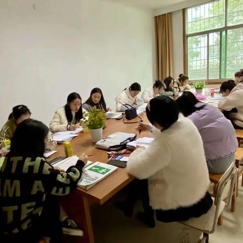 漫漫教研路，上下共求索——雅高英语教研组