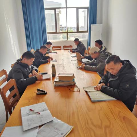 精研双休教学，激活物理思维引擎