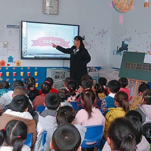 东四义幼儿园——《学雷锋·文明实践我行动》主题活动