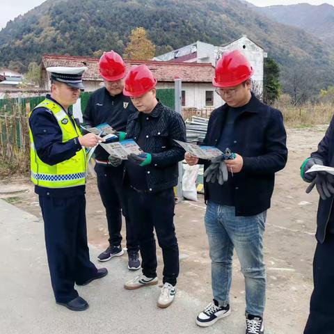 太白公安交警走进辖区建筑工地开展道路交通安全宣传教育活动