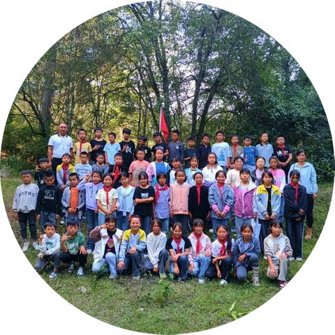 走出校门   亲近自然