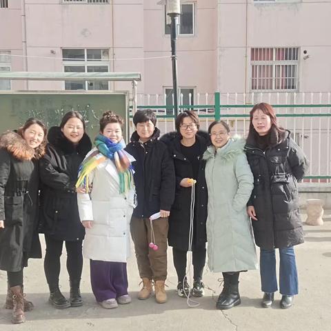 开展迎“三八”妇女节活动