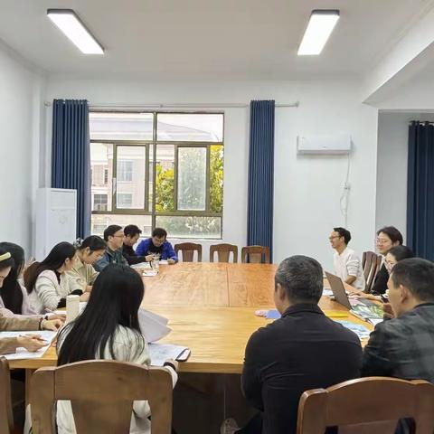 【余干一中  高志光】精准研析明方向 凝心聚力促成长