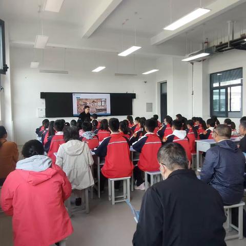 展风采，共交流，促成长——城关中心校理想城校区全县公开课展示活动