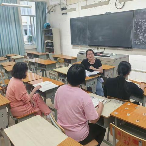 精准把脉促提升，凝心聚力启新程  ——高二政治备课组期中考试分析会