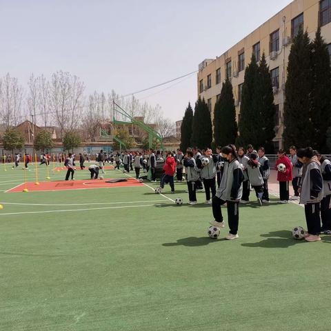 青春好时光，训练正当时——朱阳一中体育训练进行时
