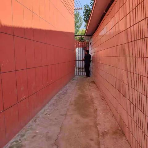 暑假责任不打烊 安全工作不放松