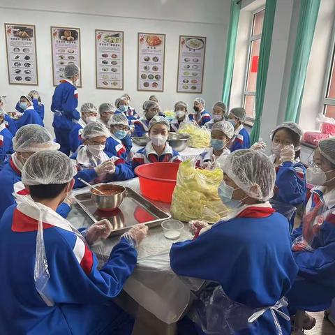 传承民族文化 制作特色美食——市十九中学初一八班劳动实践活动圆满结束
