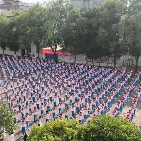 童心跃动大课间，活力绽放小少年——恩江二小大课间评比活动