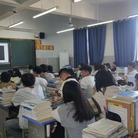 "关注学习成果，生成性教学"——铅山五中高中生物组教研活动