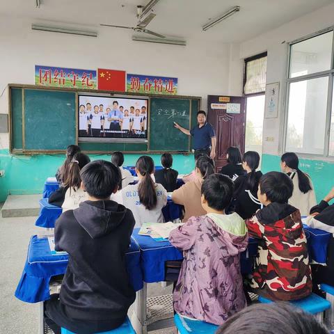 百名干警进百校  普法走进第一课——酒后镇和乐小学