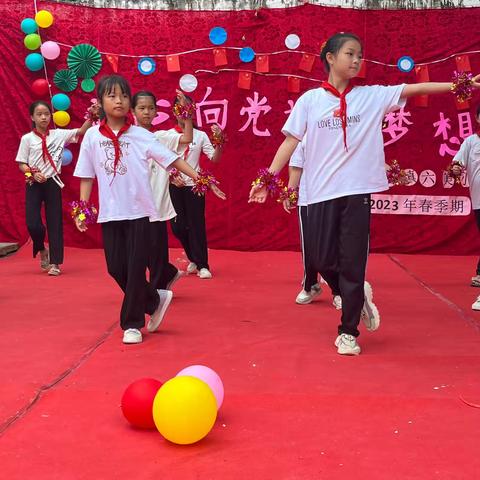 童心向党    放飞梦想———容县杨梅镇六美小学庆六一