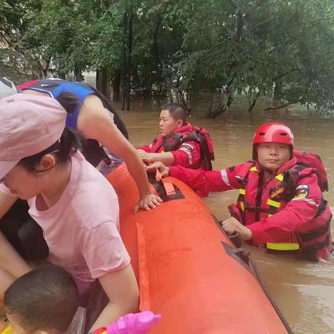 风雨无情  人间有爱