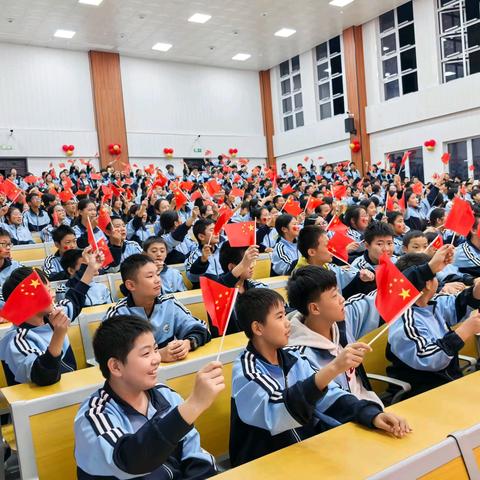 盛世华诞 喜迎国庆 ——宁陕县江口中学举办“歌唱祖国”歌咏比赛