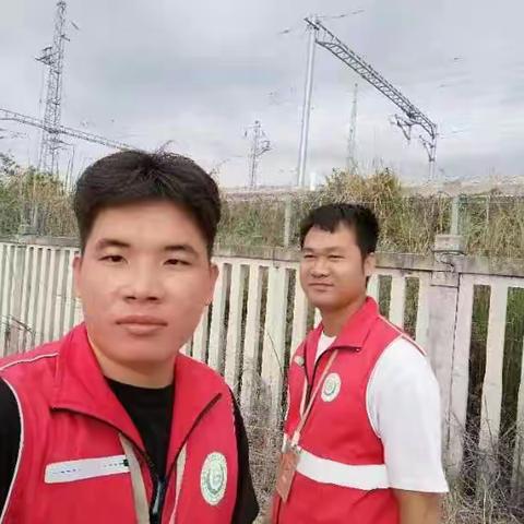 板桥镇积极开展铁路护路巡查巡线工作