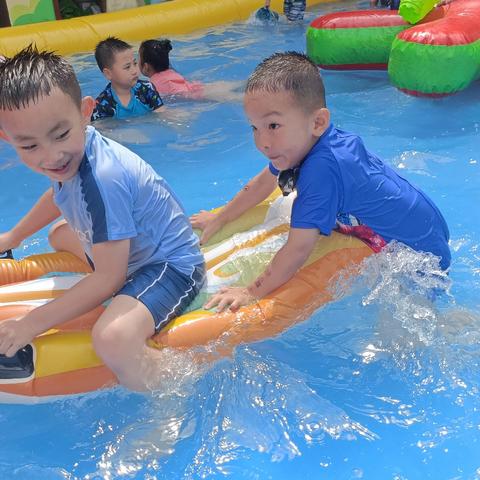 【泡沫之夏，奇幻泡泡趴】——实验幼儿园泡沫之夏活动