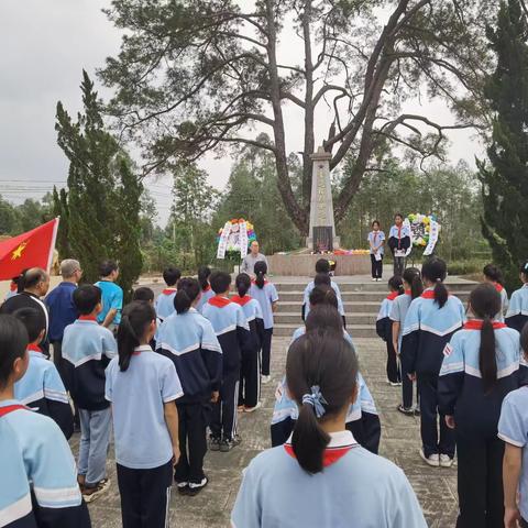 祭奠烈士英魂，传承革命精神