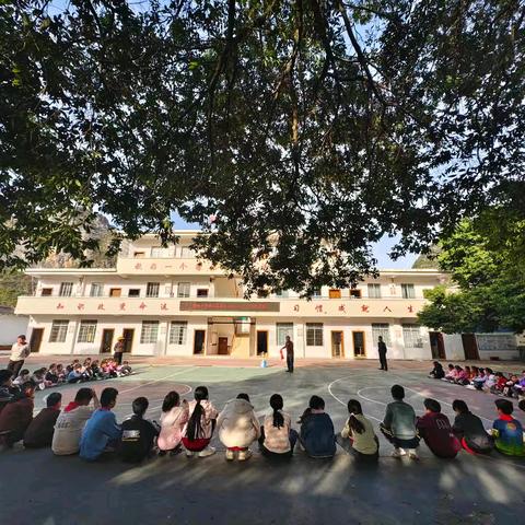 【消防安全】防患未“燃”！沙田镇龙中小学消防疏散演练筑牢校园安全“防火墙”