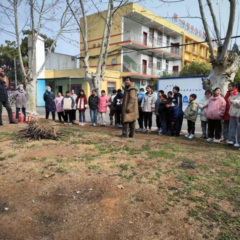 童心护平安 共筑防火墙——乌龙泉矿学校开展沉浸式消防实训