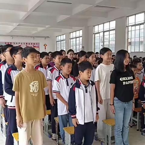 忠信镇大坪小学期中表彰会