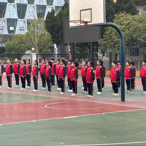 春播秋收，育人育体育心