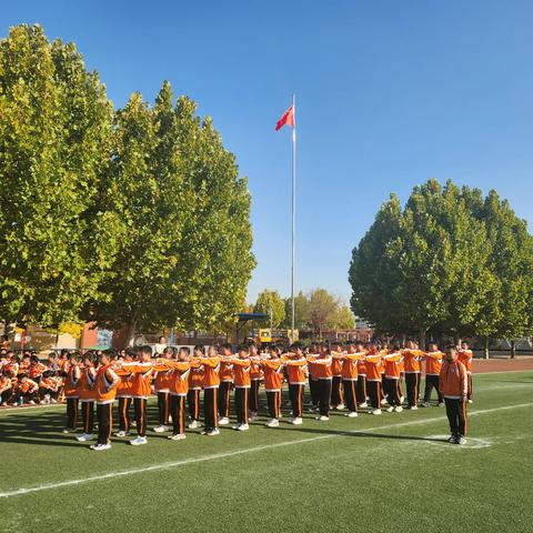 飒爽英姿树新风，队列队形展风采——三河市杨庄小学“队列队形比赛”