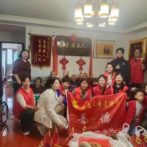 情暖养老中心，饺子飘香话团圆​ ——石家社区爱老敬老活动​