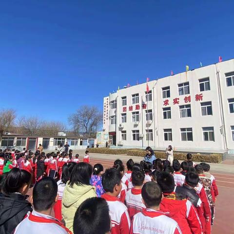 以“演”筑防，以“练”为战——罗庄子镇中心小学消防疏散演练