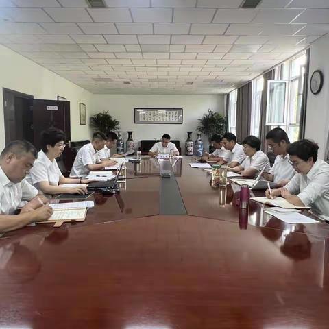 伊犁销售公司召开2024年第六次党委中心组（扩大）集中学习暨党纪学习教育第二次读书班