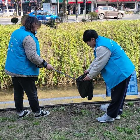 春季治水“荷小二”们在行动