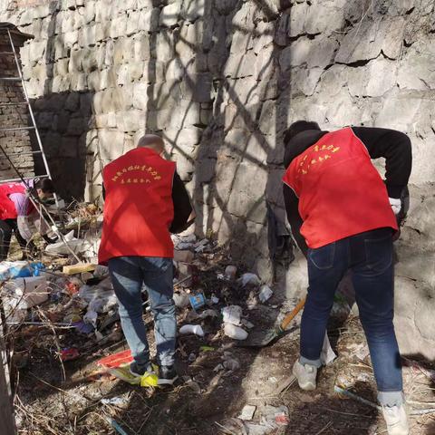 阳泉日报社团总支（青年力量志愿服务队）巩固国家卫生城市创建成果 助力人居环境再提升
