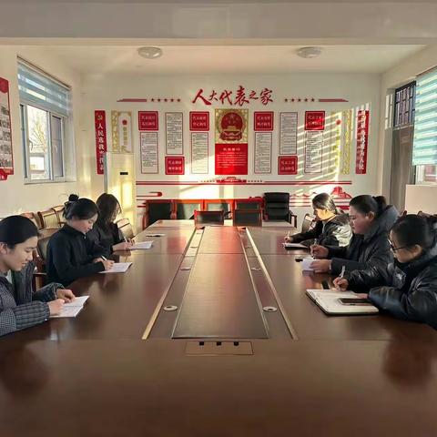 茨榆坨镇团习所组织线下专题学习