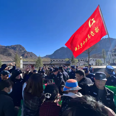 冶力关林场党支部开展“党建引领森林防火   党员先行共筑平安”主题党日活动