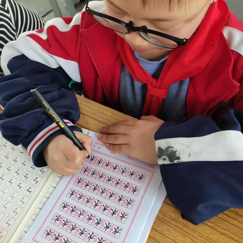 弘扬传统 书写卓越 水冶镇刘贾店小学——书法社团