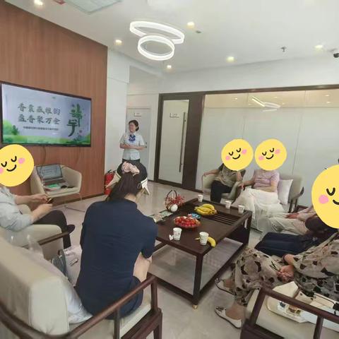 建行联盟路支行举办“香囊藏雅韵，盈香聚万金”客户活动