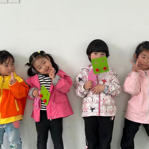 启旭幼教•聚龙阳光幼儿园小二班四月精彩回顾