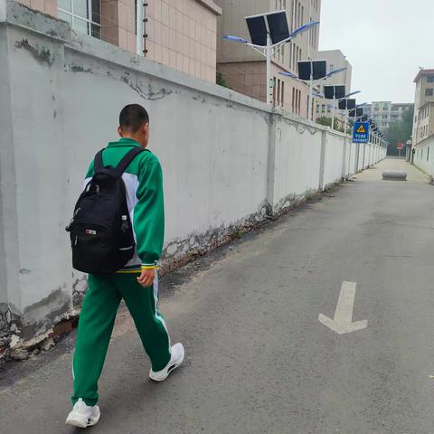 二伟的简篇