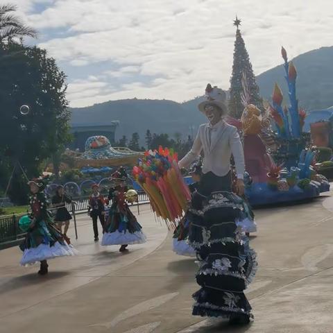 长隆海洋王国的花车巡游