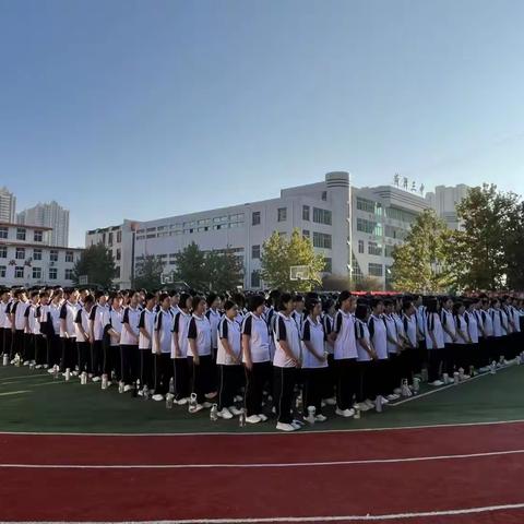 淬炼青春，砥砺前行 ——菏泽三中2025级高一新生军训活动纪实