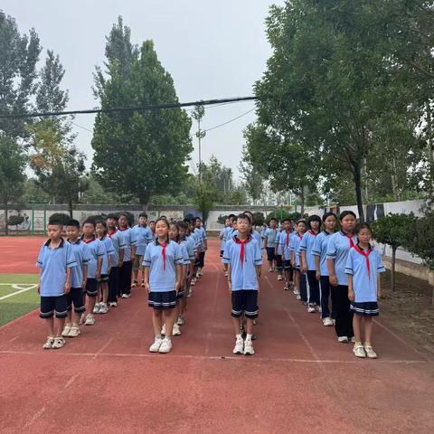 道口铺中心小学五年级体测现场直击：每一滴汗水都在闪光