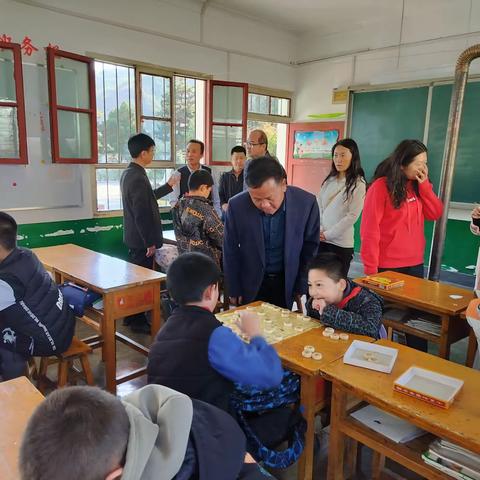 以棋会友、棋乐无穷——庞磨小学棋类社团风采展