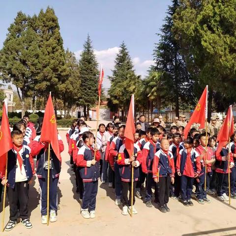 弘扬雷锋精神，厚植大爱情怀——水海小学少先队第60个学习雷锋纪念日活动