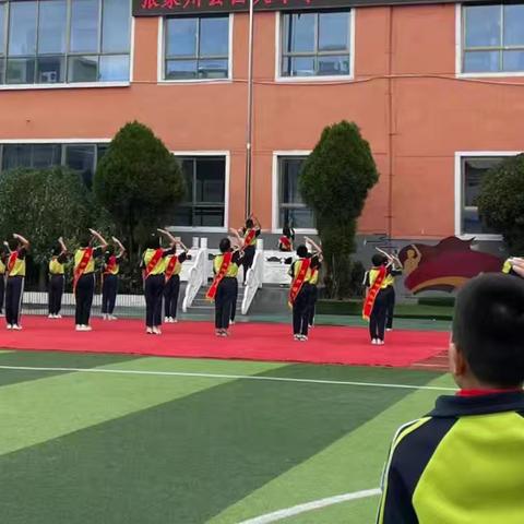 旌旗飘扬耀盛世，师生同心筑未来：我校师生共观抗战胜利80周年阅兵盛况 --行走的"大思政课"，涤荡心灵的爱国主义教育