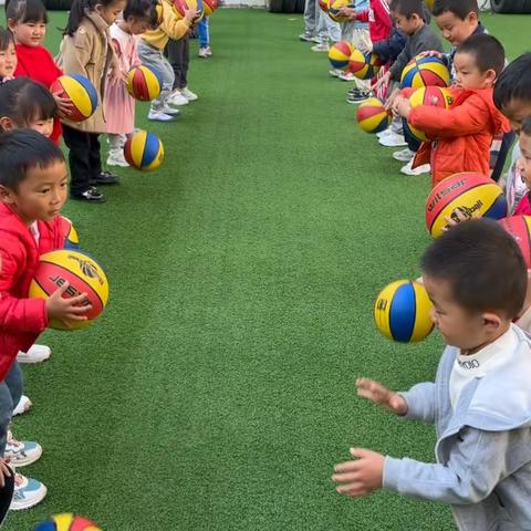 隆阳区幼儿园（兰馨园）中四班第十一周精彩回顾